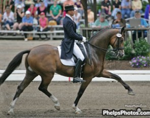 Steffen Peters and Lombardi at the 2007 U.S. Dressage Championships in Gladstone, NJ :: Photo © Mary Phelps