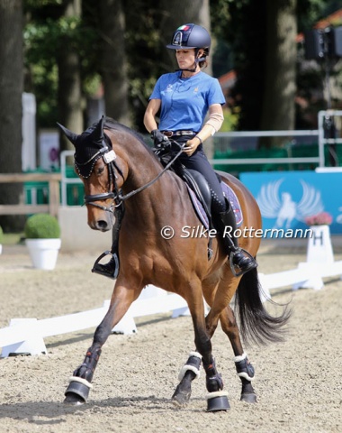 Federica Sileoni who starts in Grade V for Italy training her 17-year-old KWPN mare Burberry (by Lord Loxley x Kelvin).