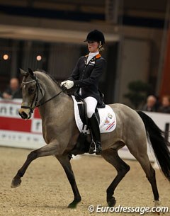 Sanne Vos and Champ of Class :: Photo © Astrid Appels