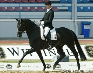 Ulf Möller and Don Davidoff at the 2002 World Young Horse Championships in Verden :: Photo © Dirk Caremans