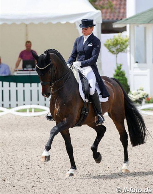 Dorothee Schneider and Showtime at the 2019 German Dressage Championships :: Photo © LL-foto